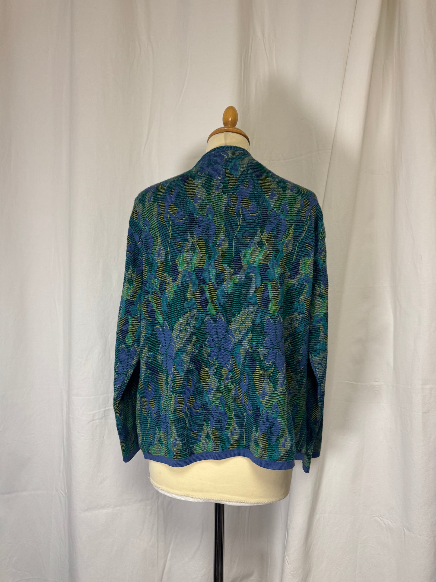 Pull à motifs vert