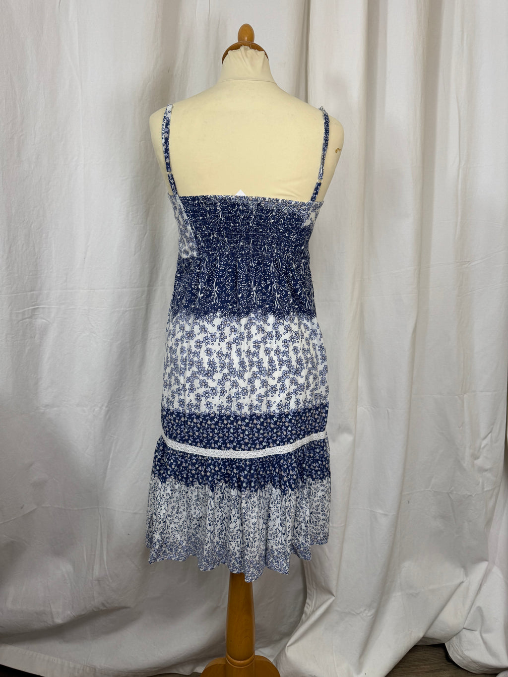 Robe à fleurs bleu