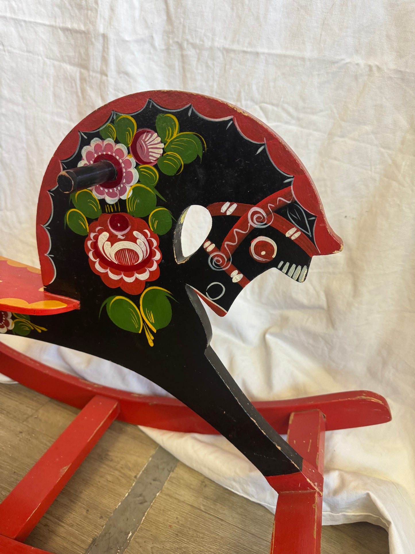 Cheval à bascule russe 70s