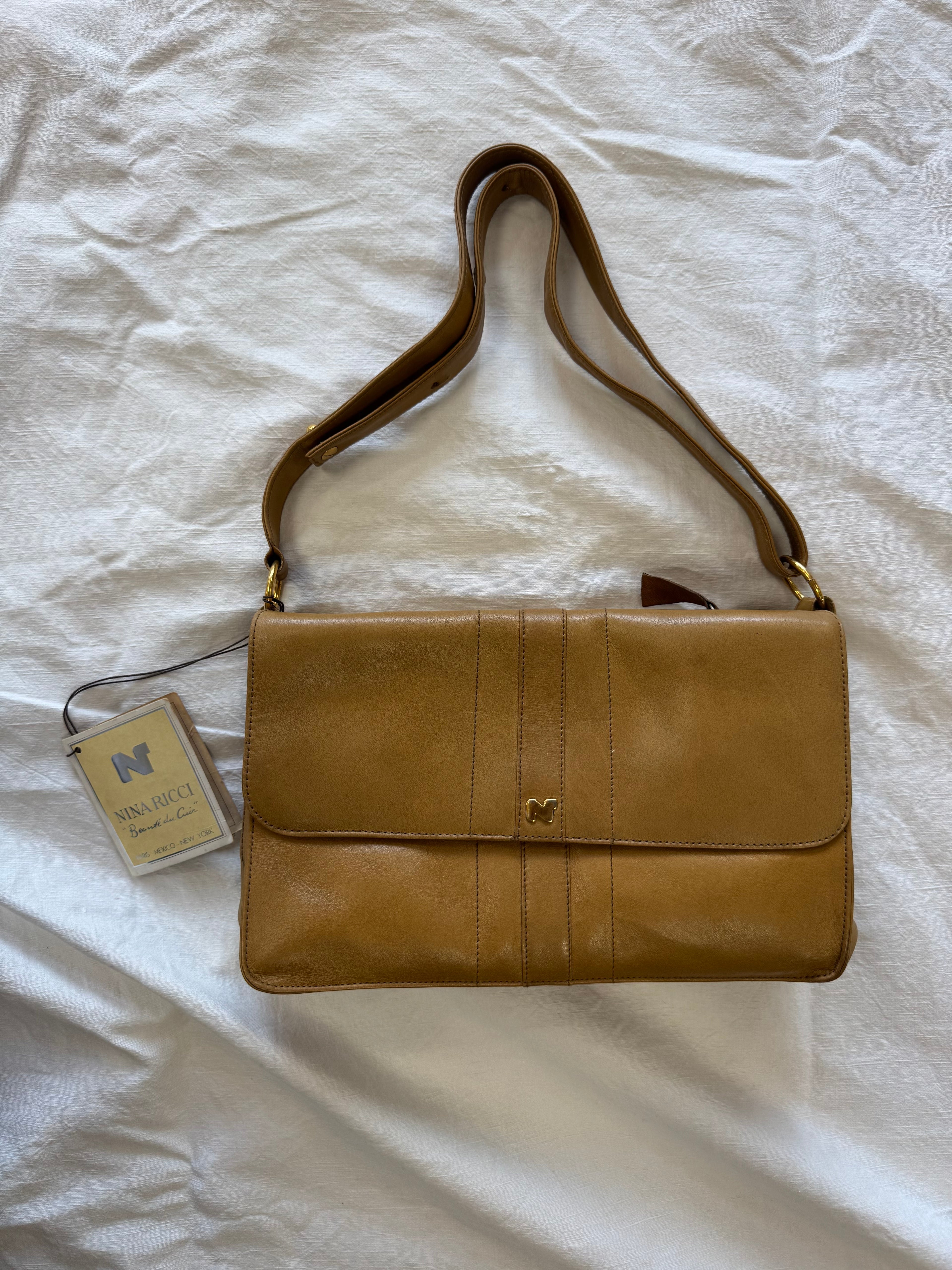 Sac baguette en cuir beige Nina Ricci