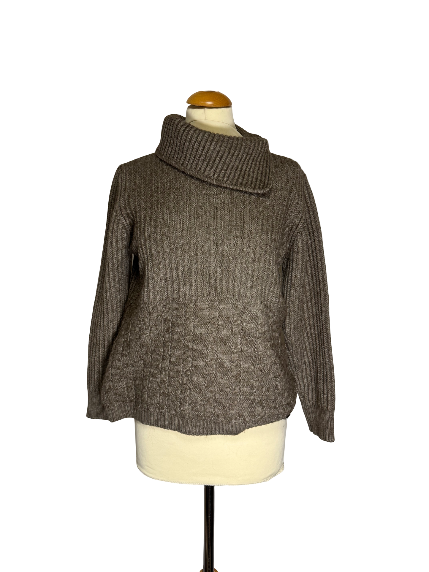 Pull grand col marron