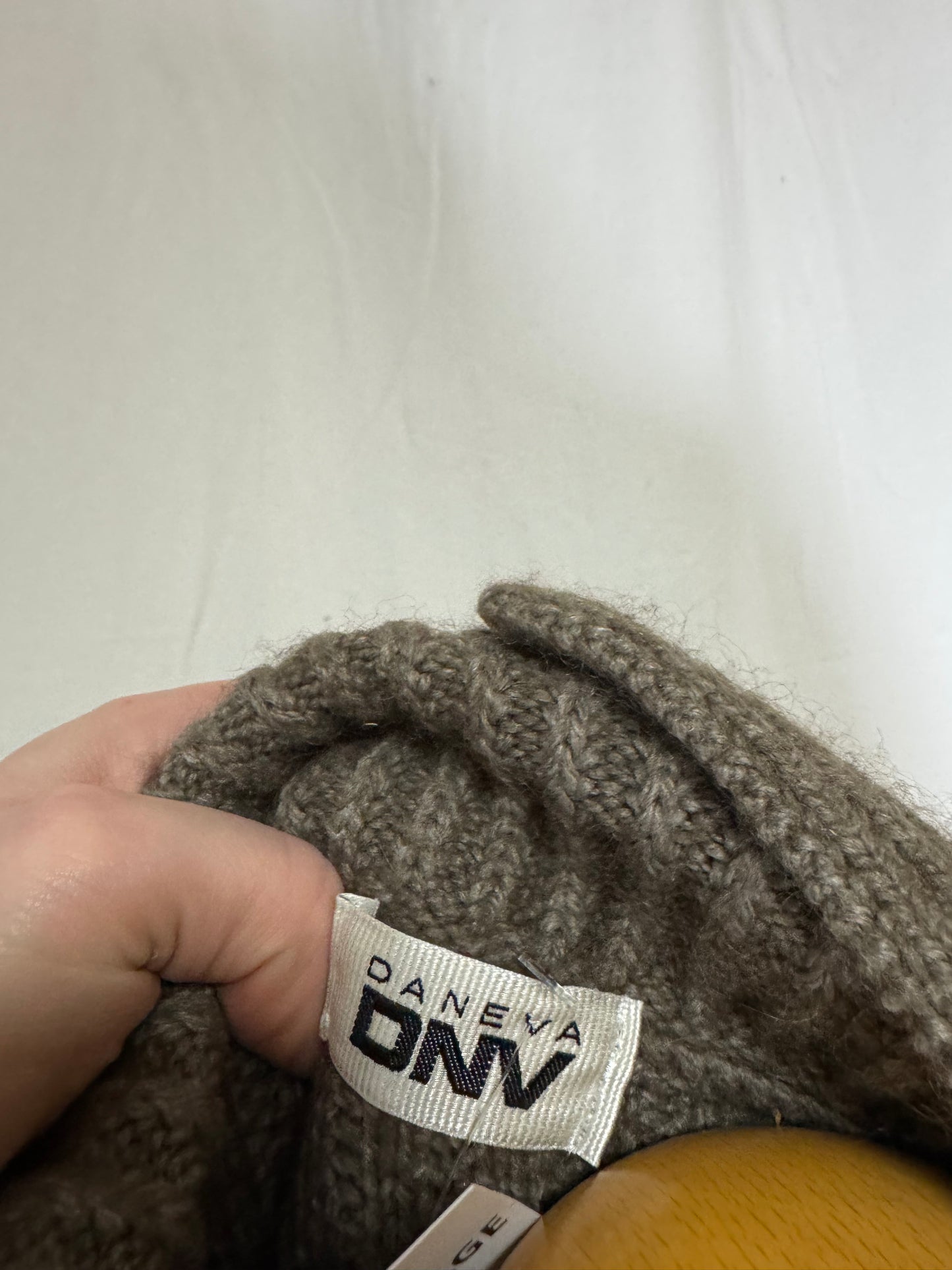 Pull grand col marron