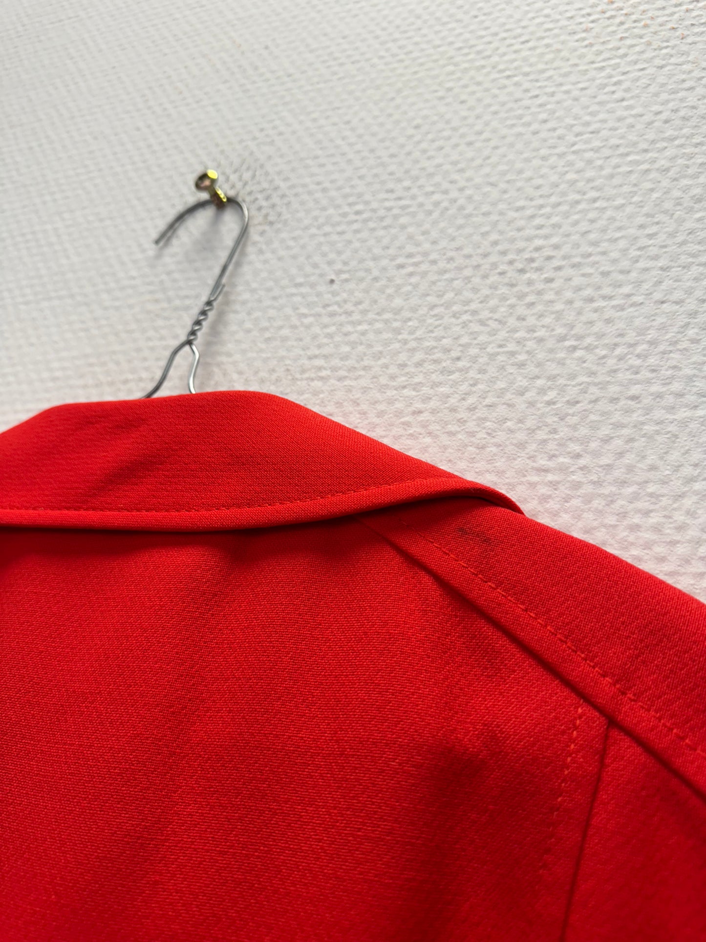 Veste courte rouge 70s