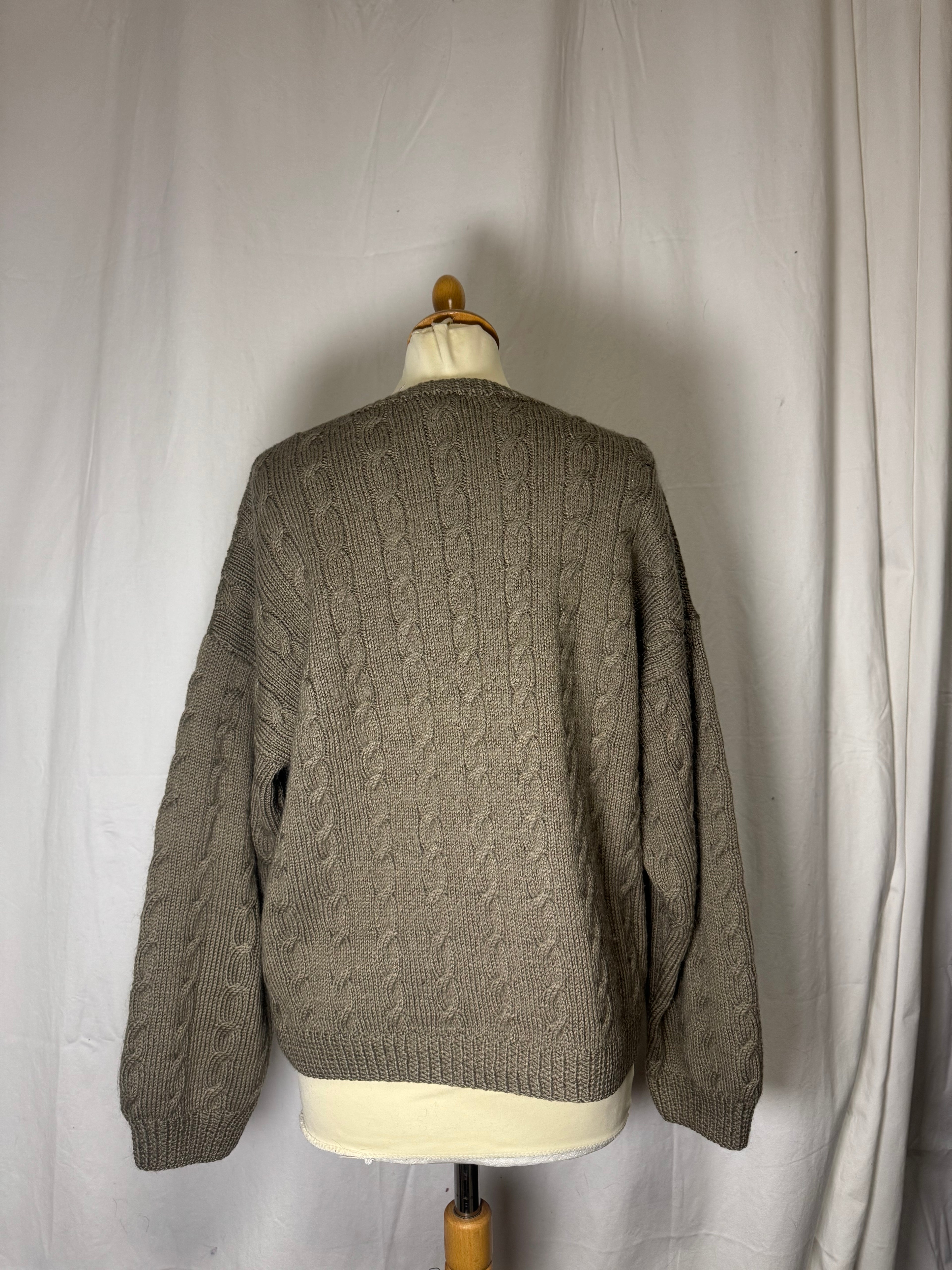 Pull torsade kaki