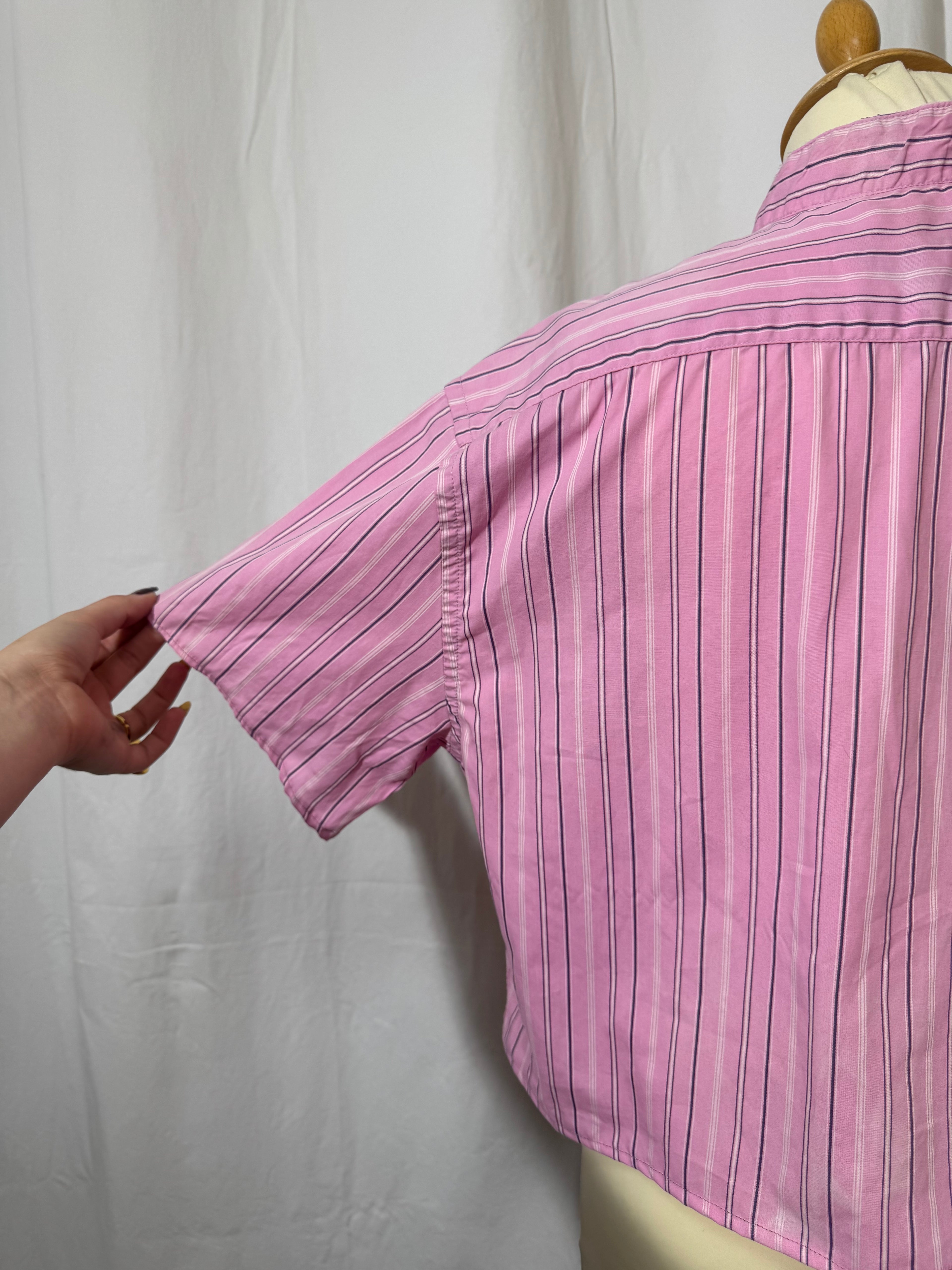 Chemise à rayures rose