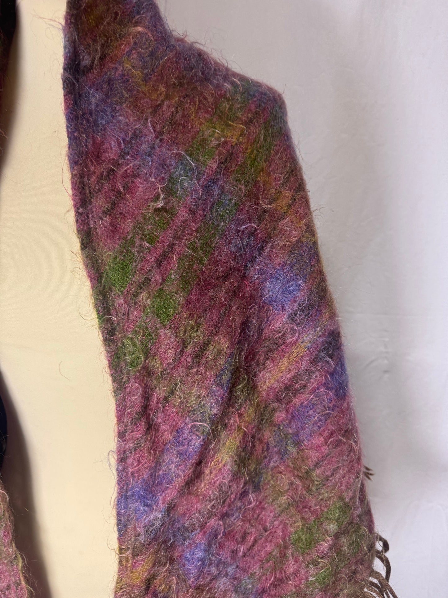 Châle rose en mohair