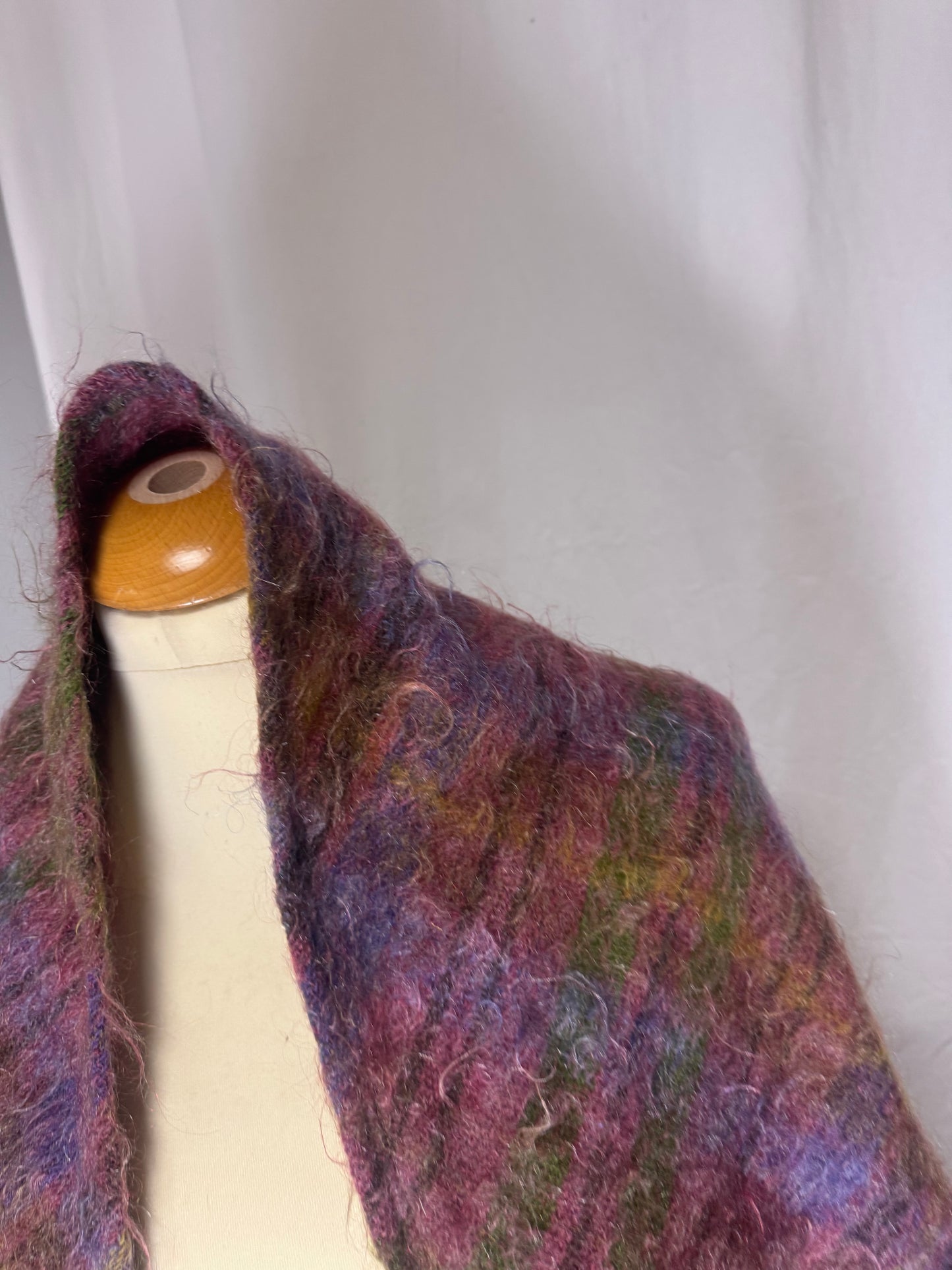 Châle rose en mohair