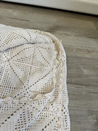 Plaid en crochet beige
