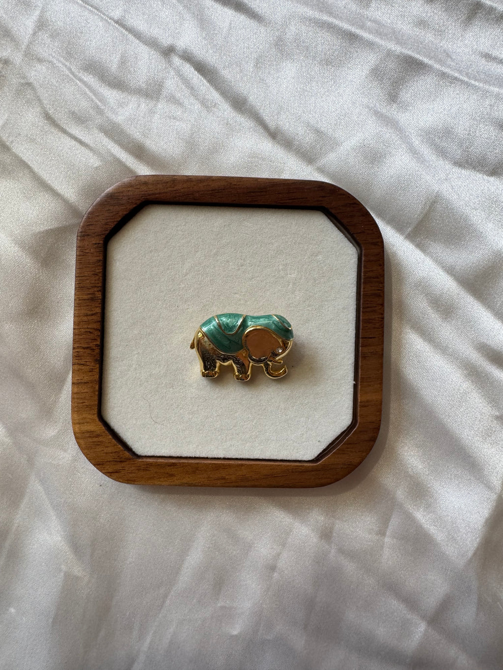 Broche éléphant