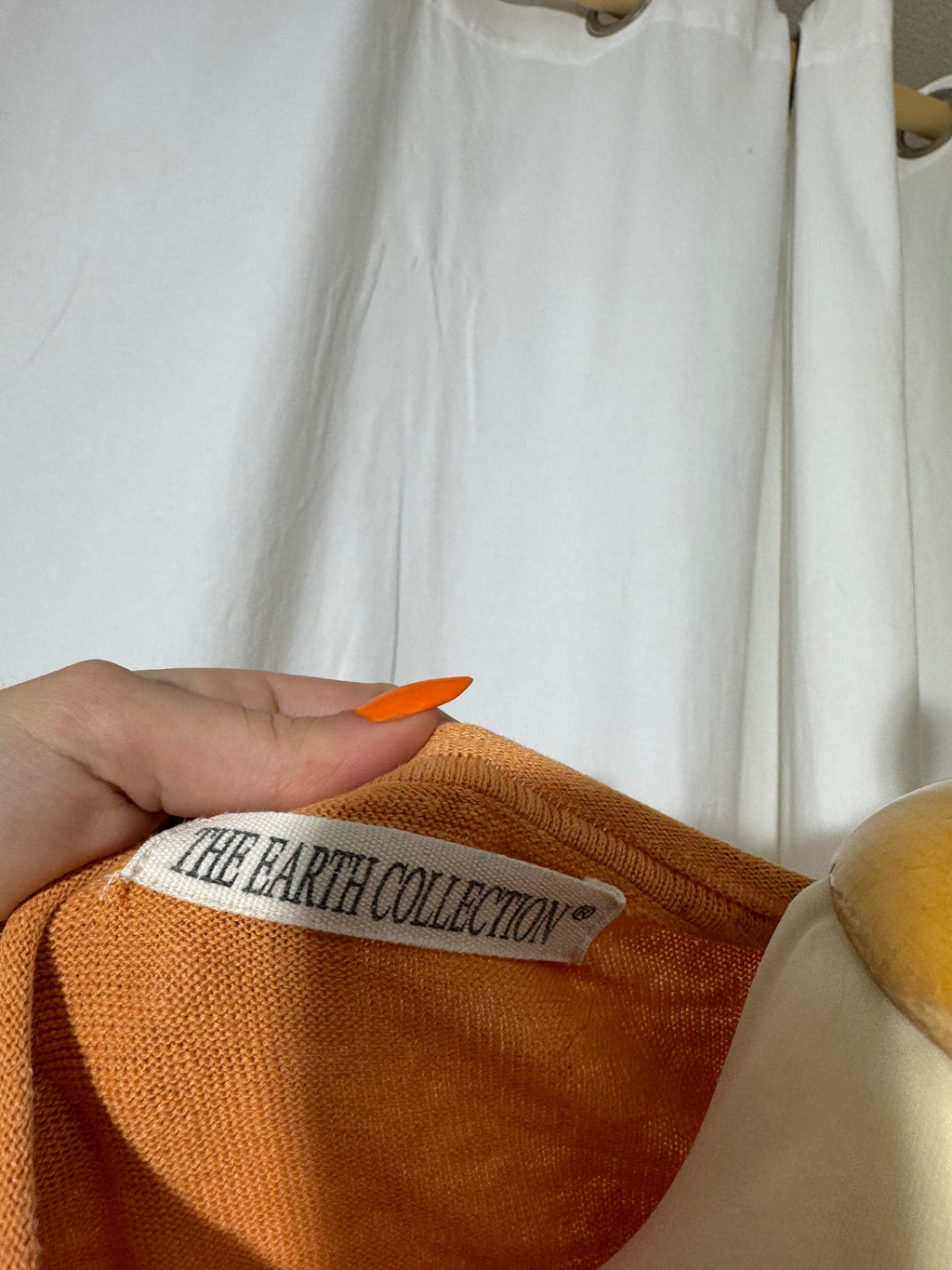 Pull orange