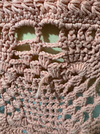 Pull ajourée rose