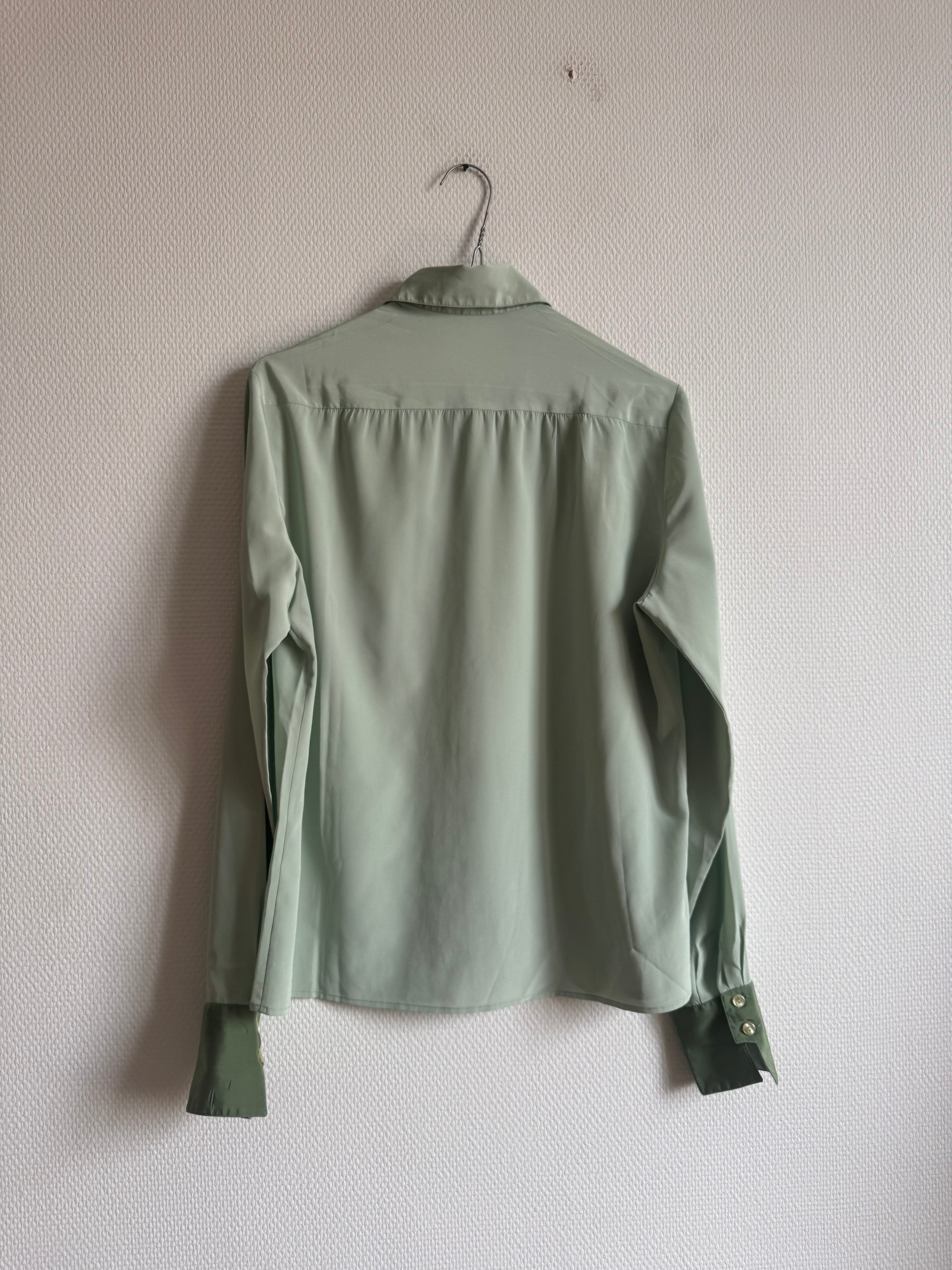 Chemise verte 80s