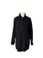 Sur chemise noir