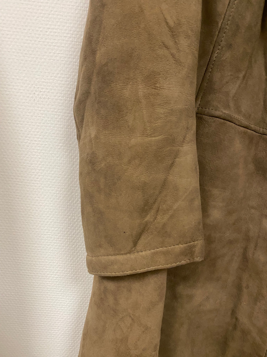 Manteau en peau lainée