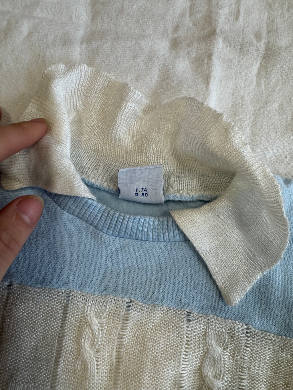Pull bleu et blanc