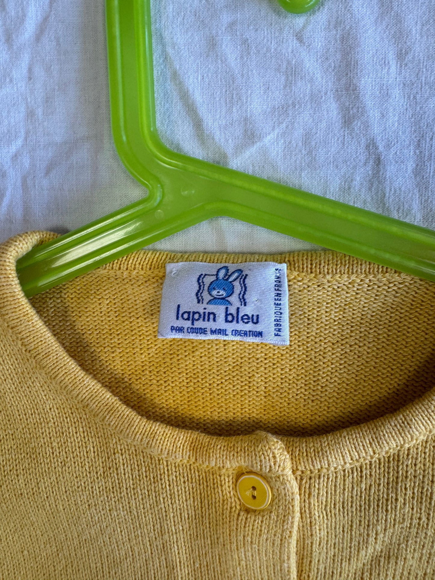 Gilet brodé jaune