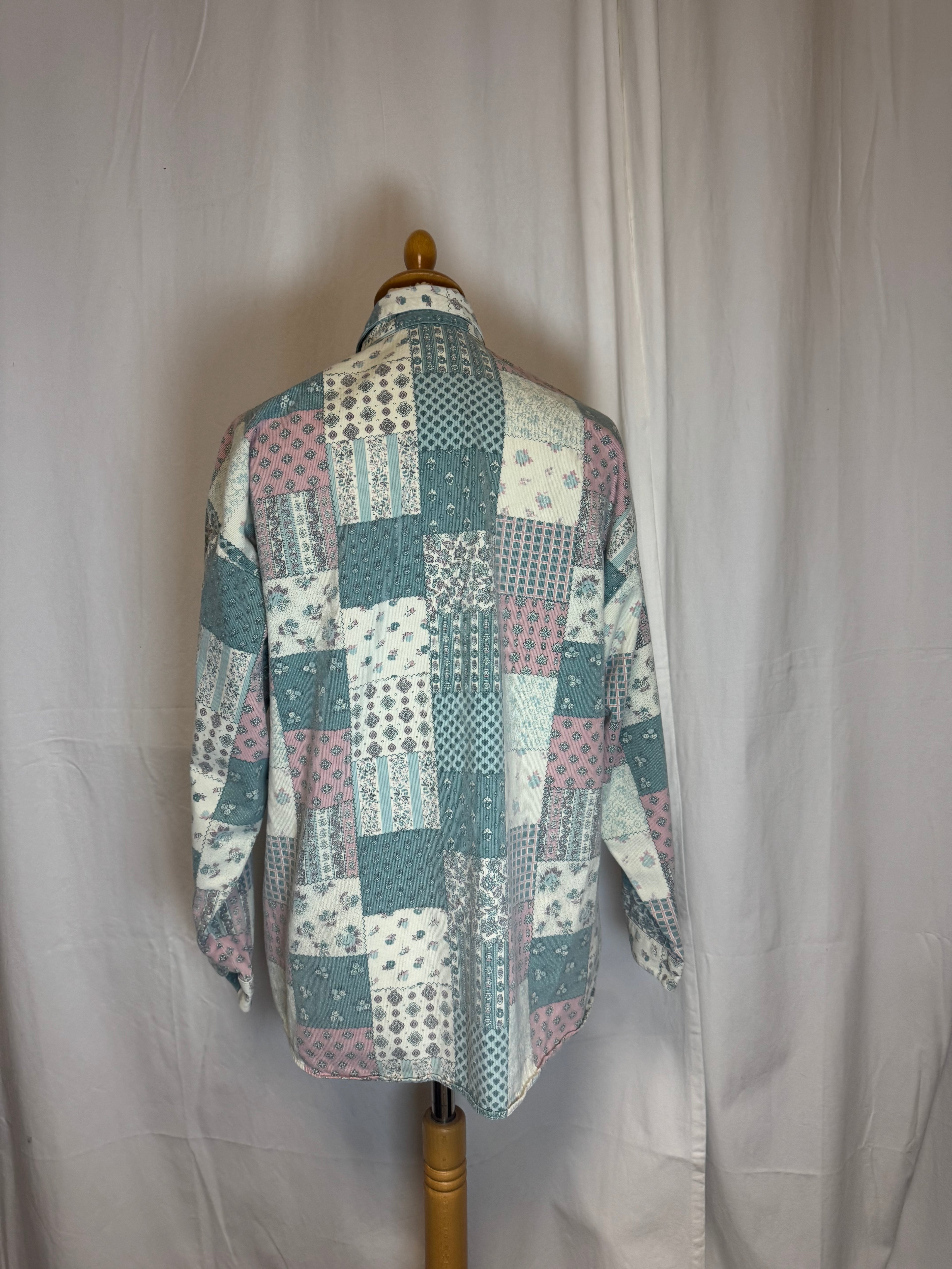 Chemise à motifs