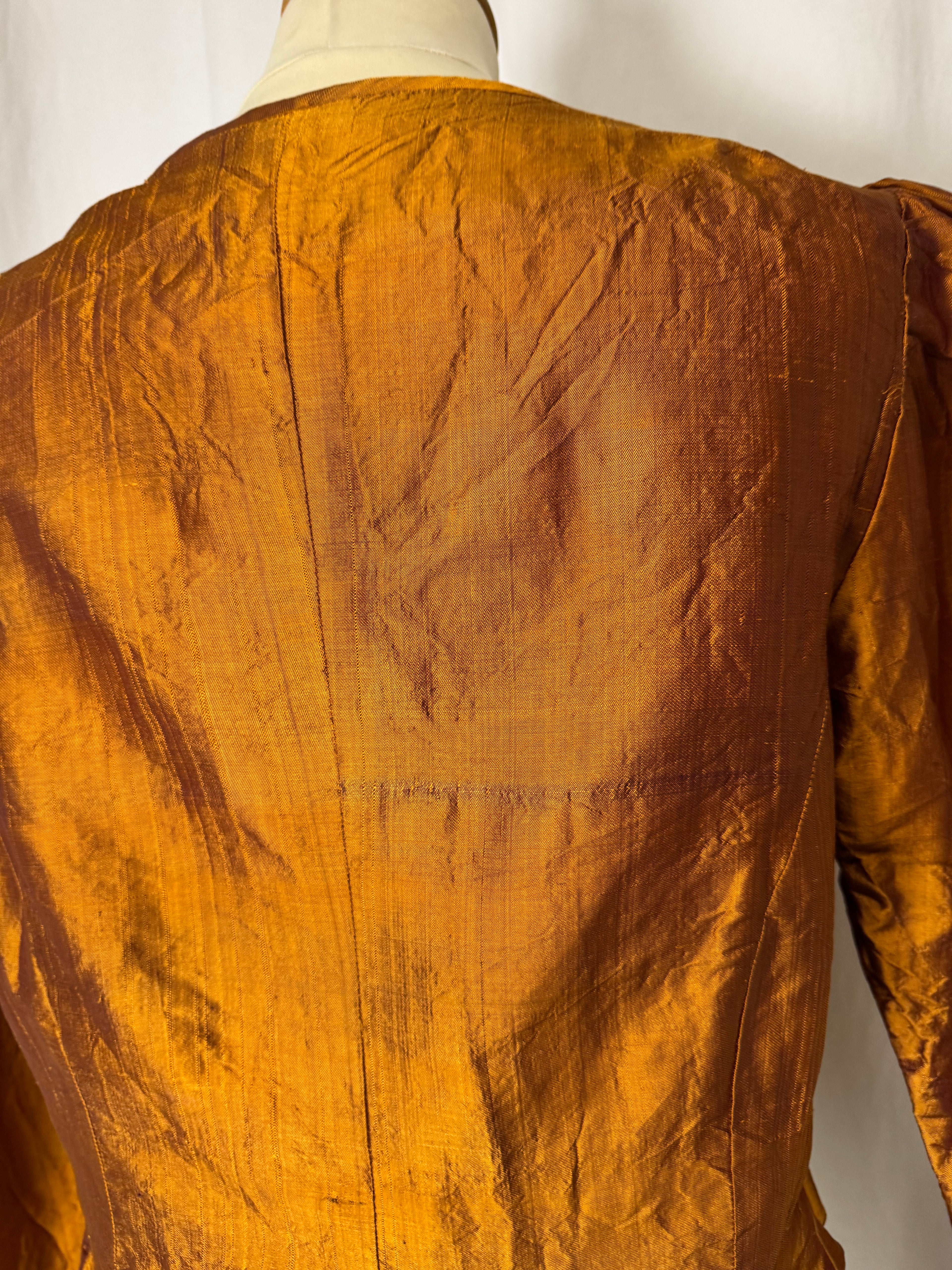 Chemise en soie orange