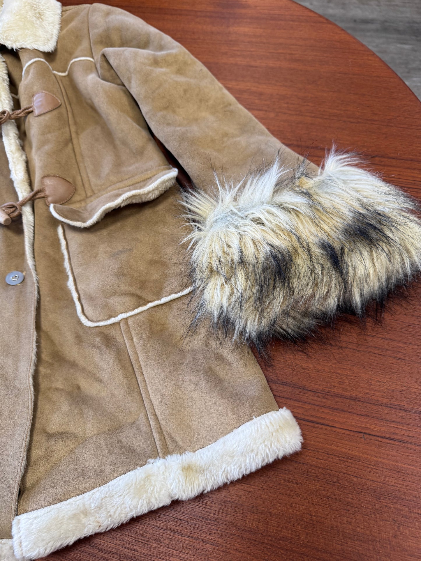 Veste en fausse fourrure