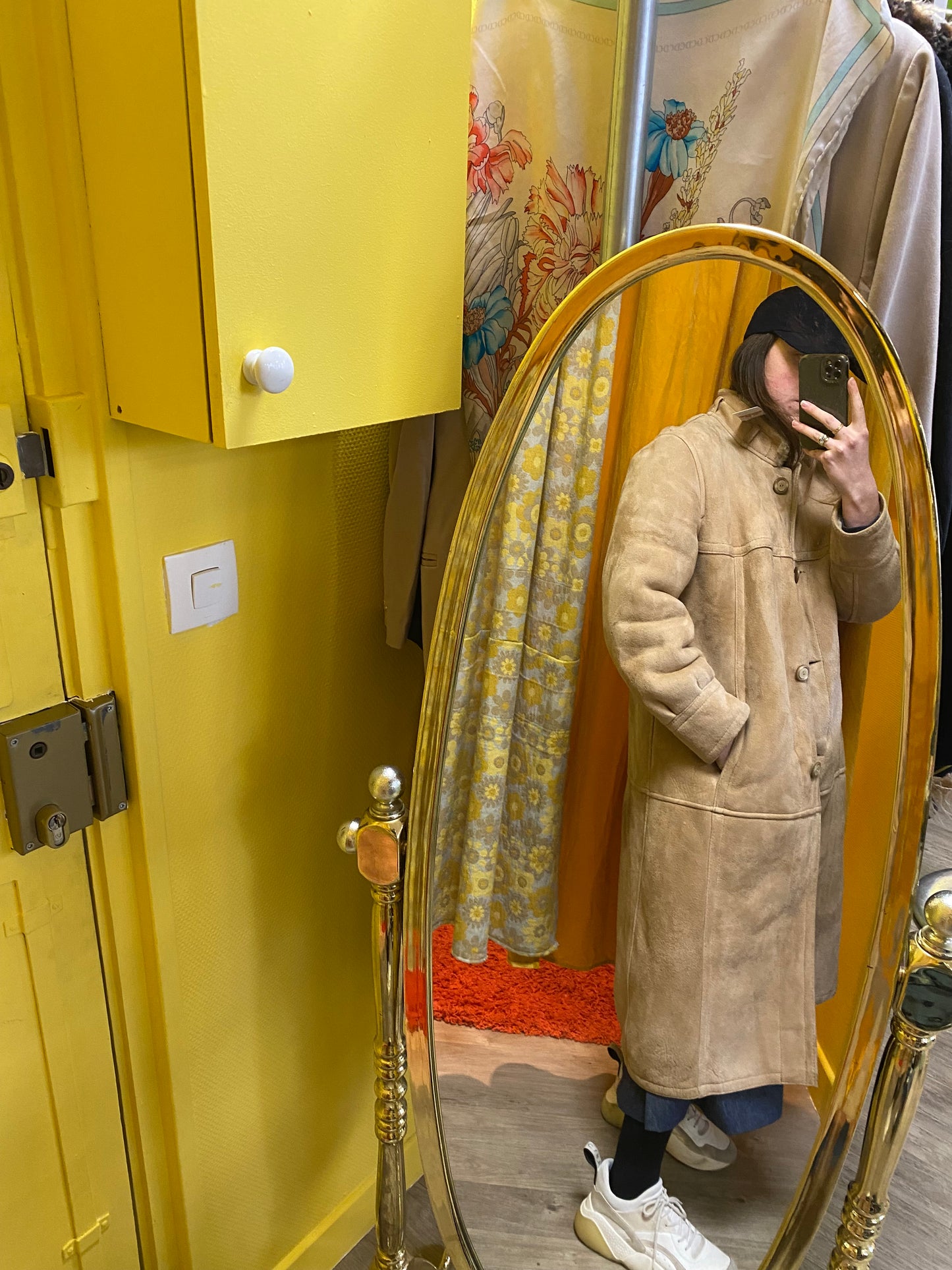 Manteau en peau lainée 70s