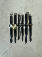 Montres en cuir noires