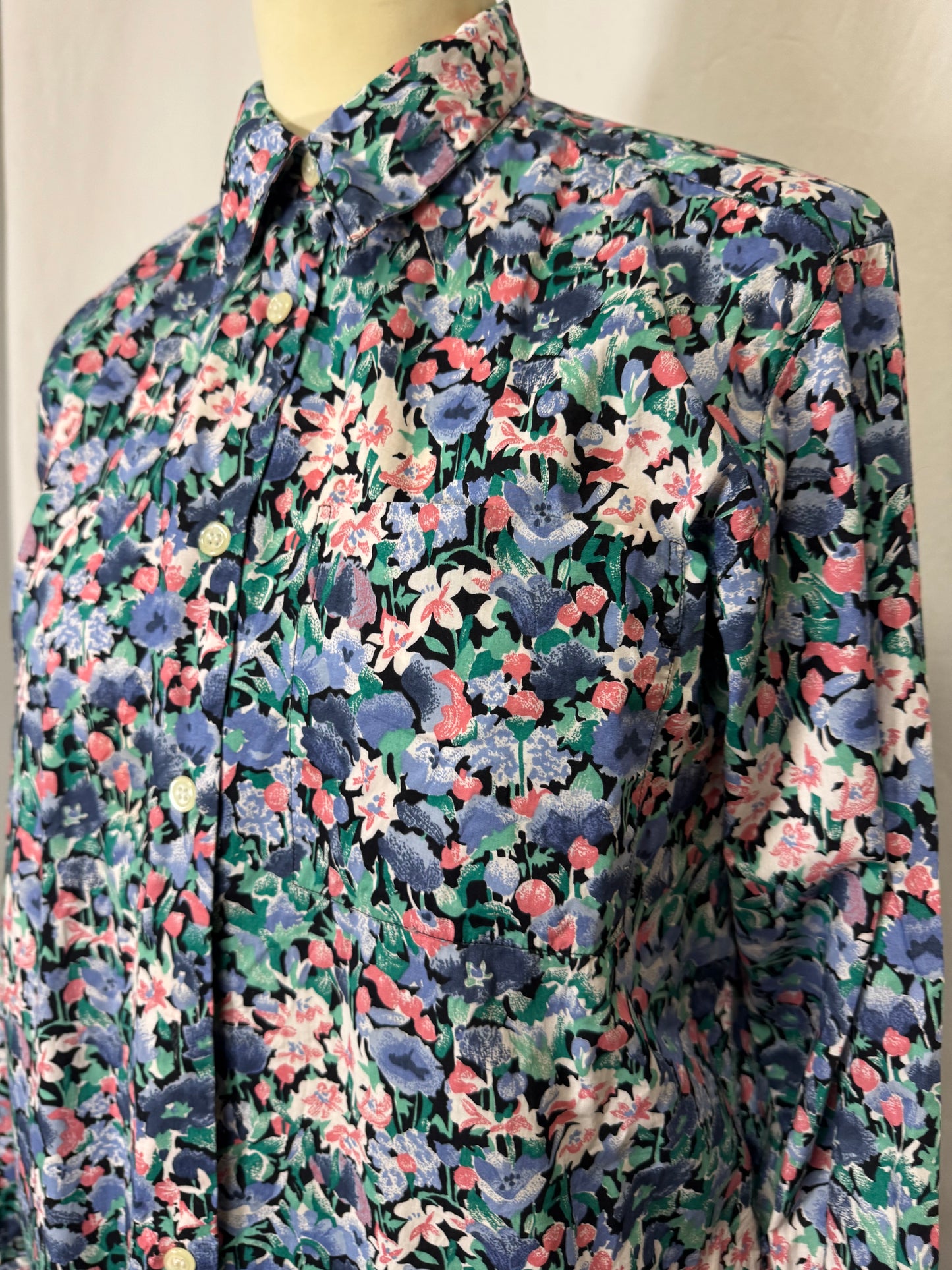 Chemise à fleurs