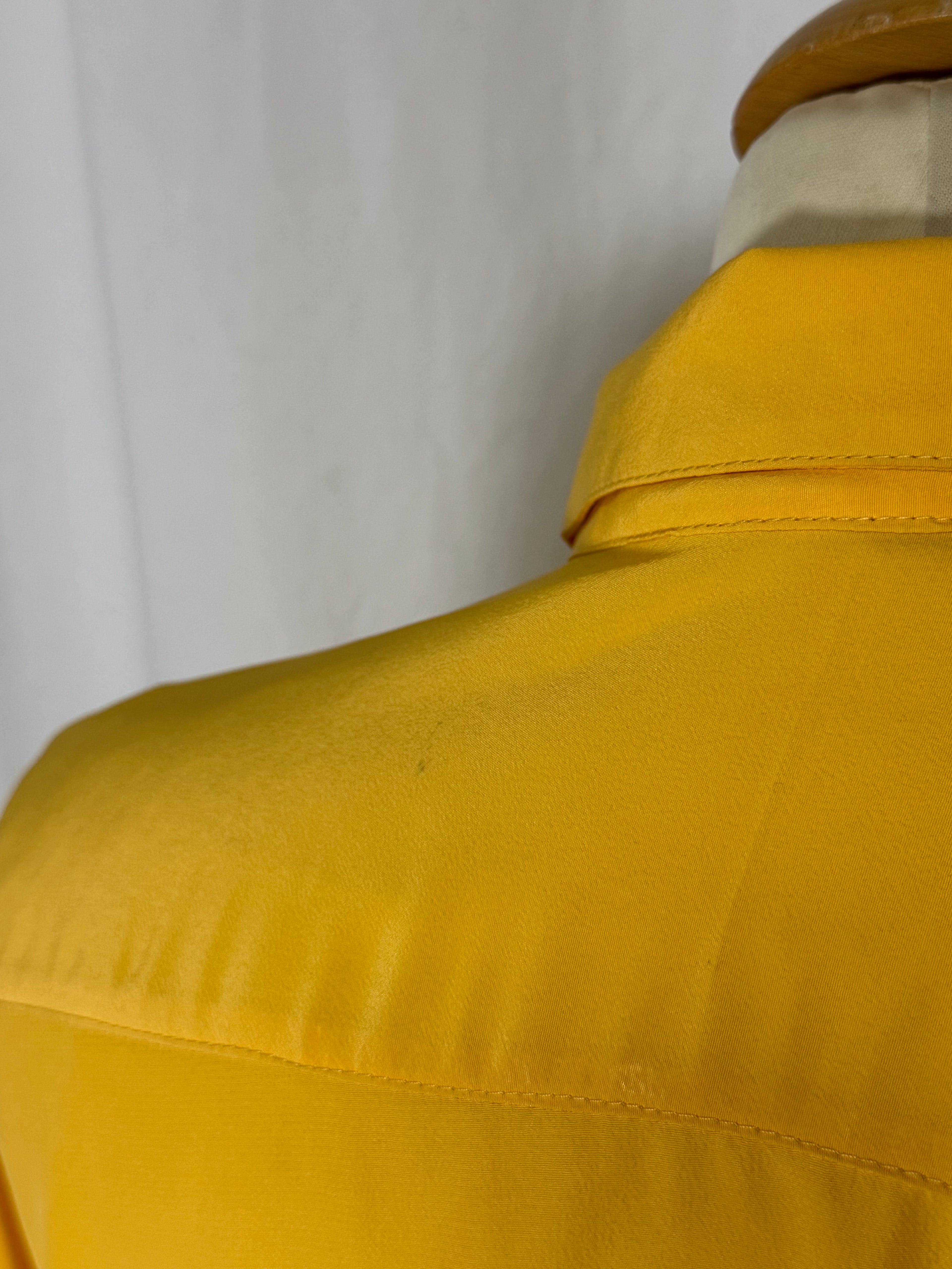 Chemise jaune