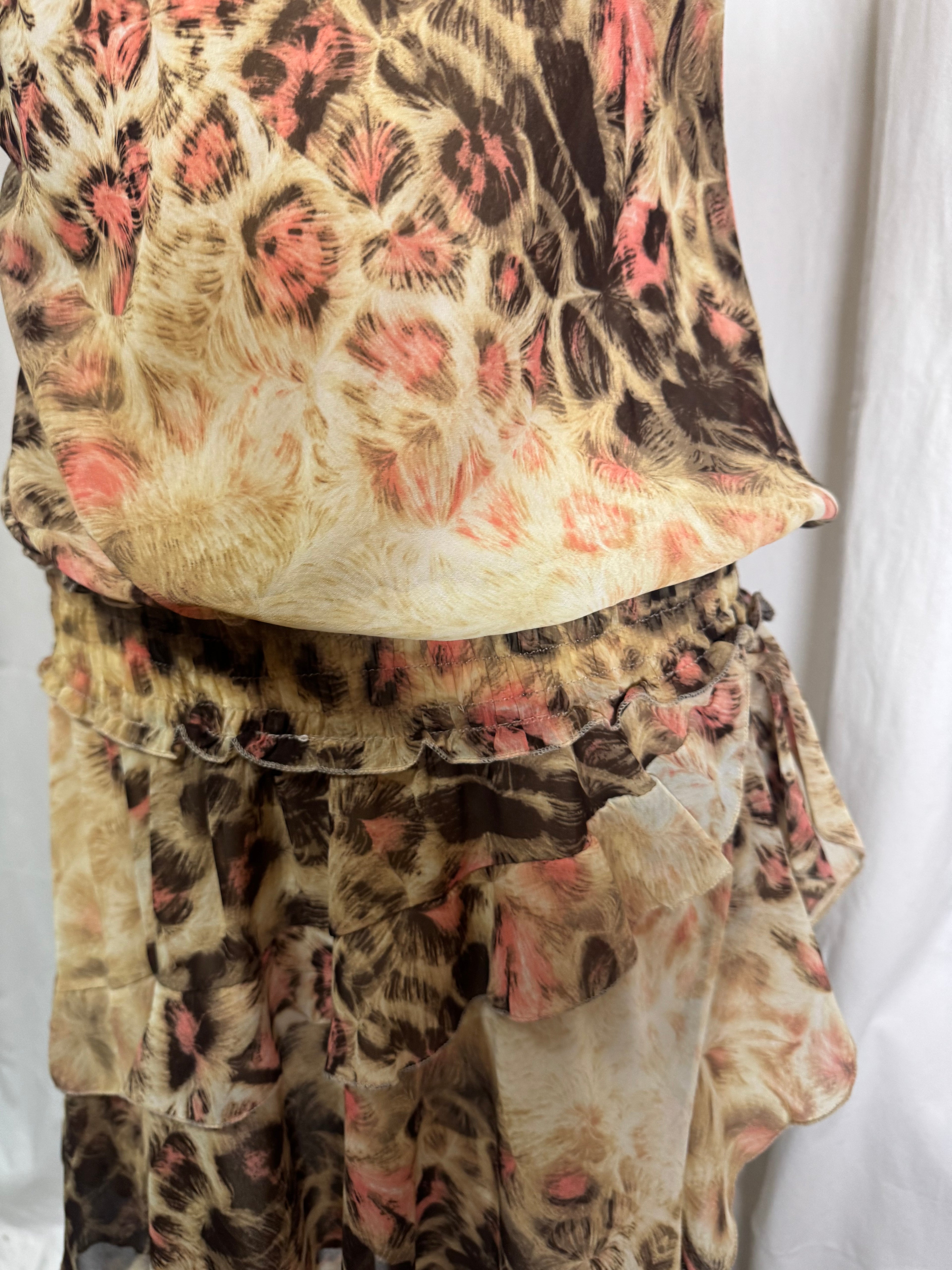 Robe léopard Y2K