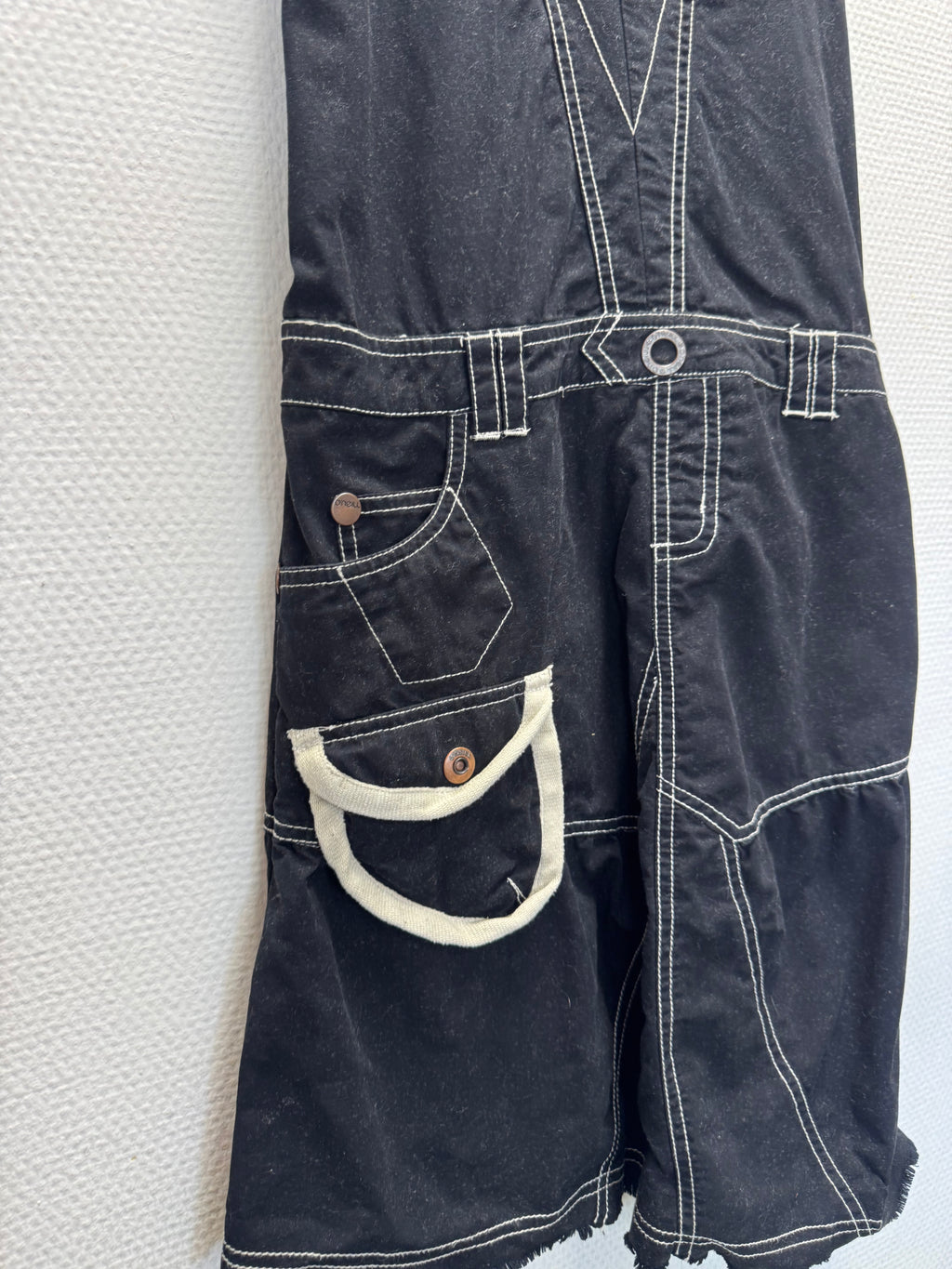 Robe noire Y2K
