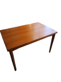 Table à manger scandinave en teck de Henning Kjaernulf