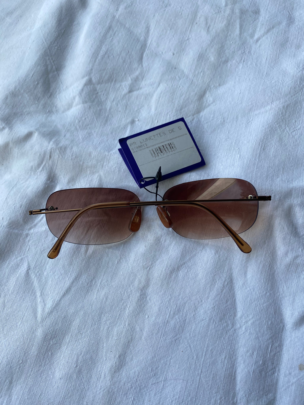 Lunette de soleil marron